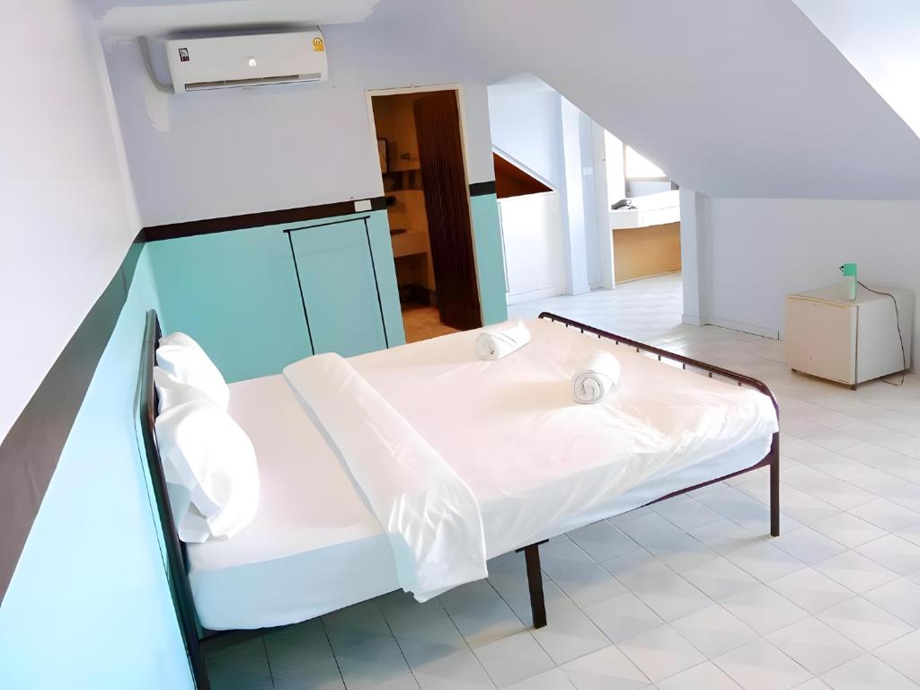 XMP Hotel – Phuket
